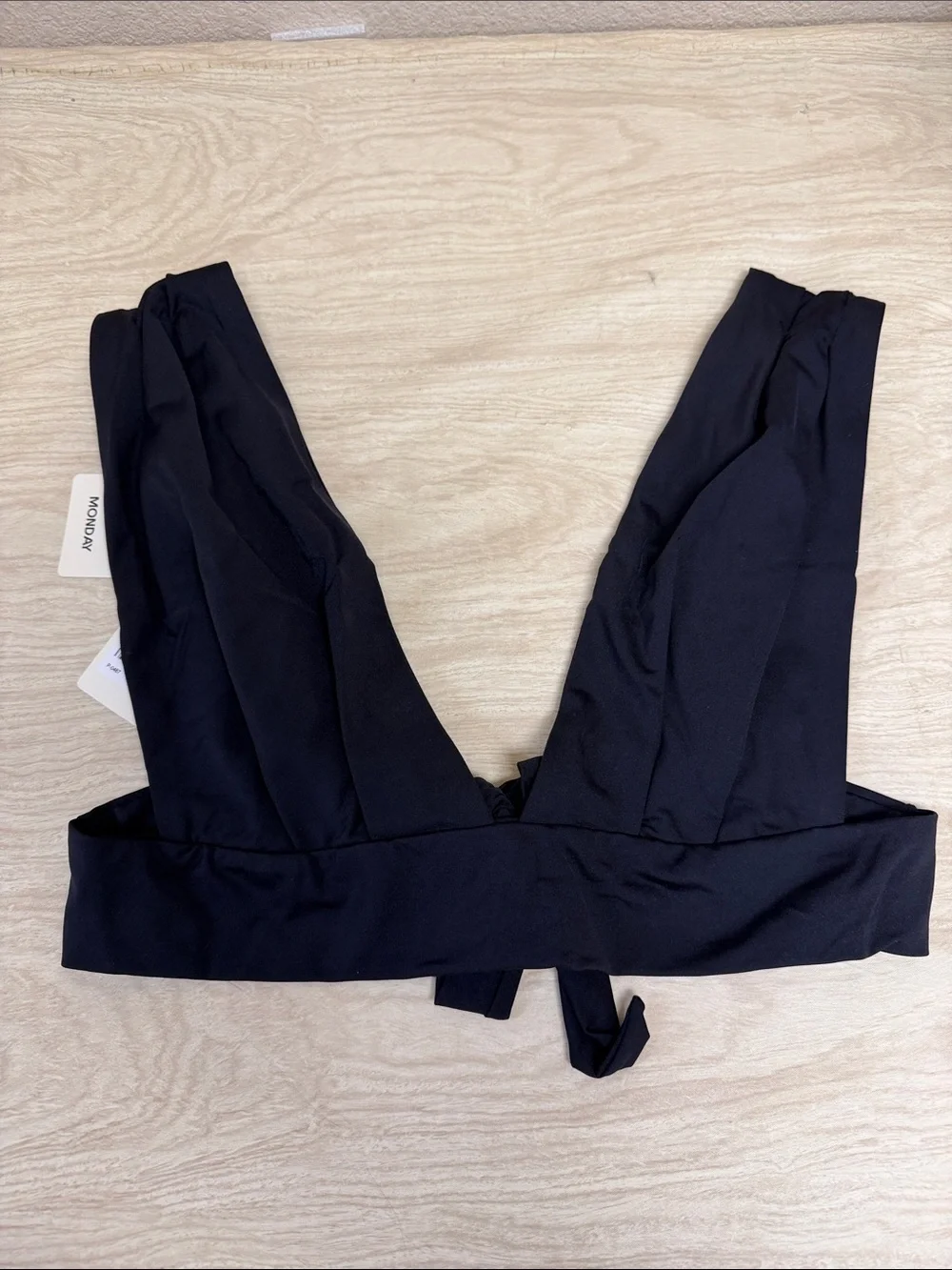 MONDAY SWIMWEAR ARUBA TOP BLACK - V/VV